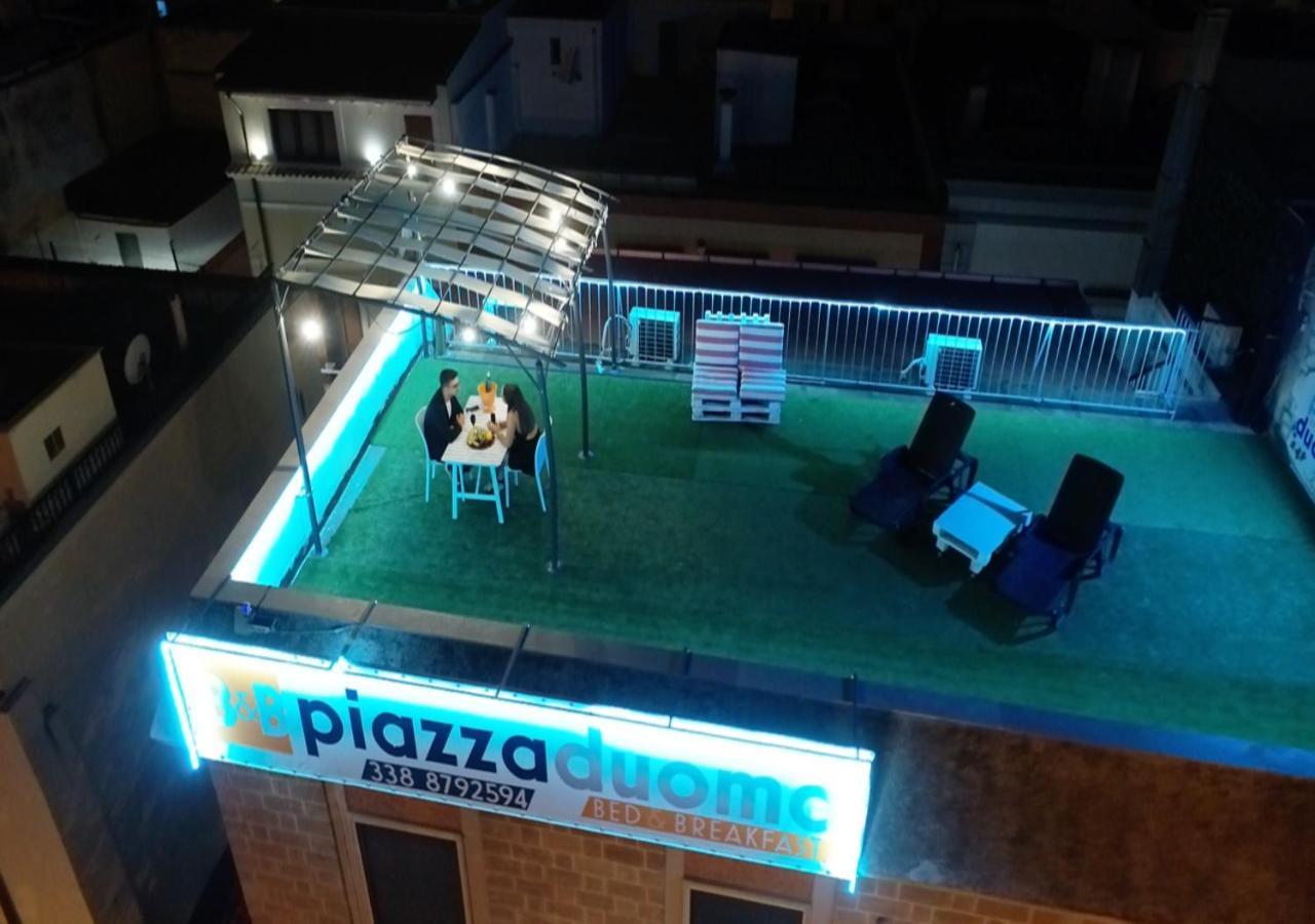 B&B Piazza Duomo Чериньола Экстерьер фото