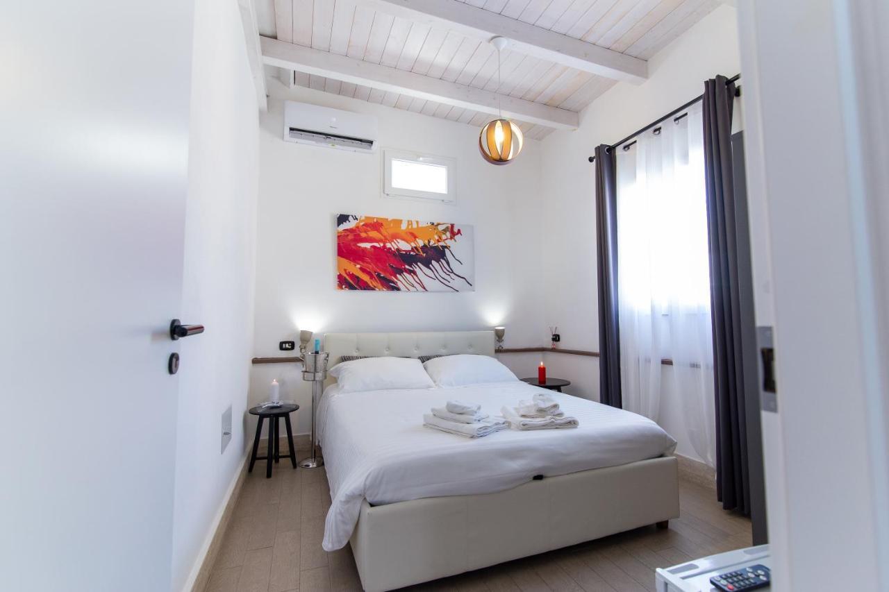 B&B Piazza Duomo Чериньола Экстерьер фото