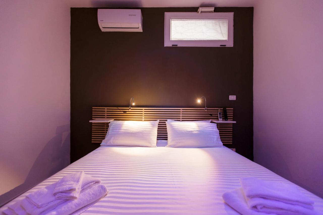 B&B Piazza Duomo Чериньола Экстерьер фото