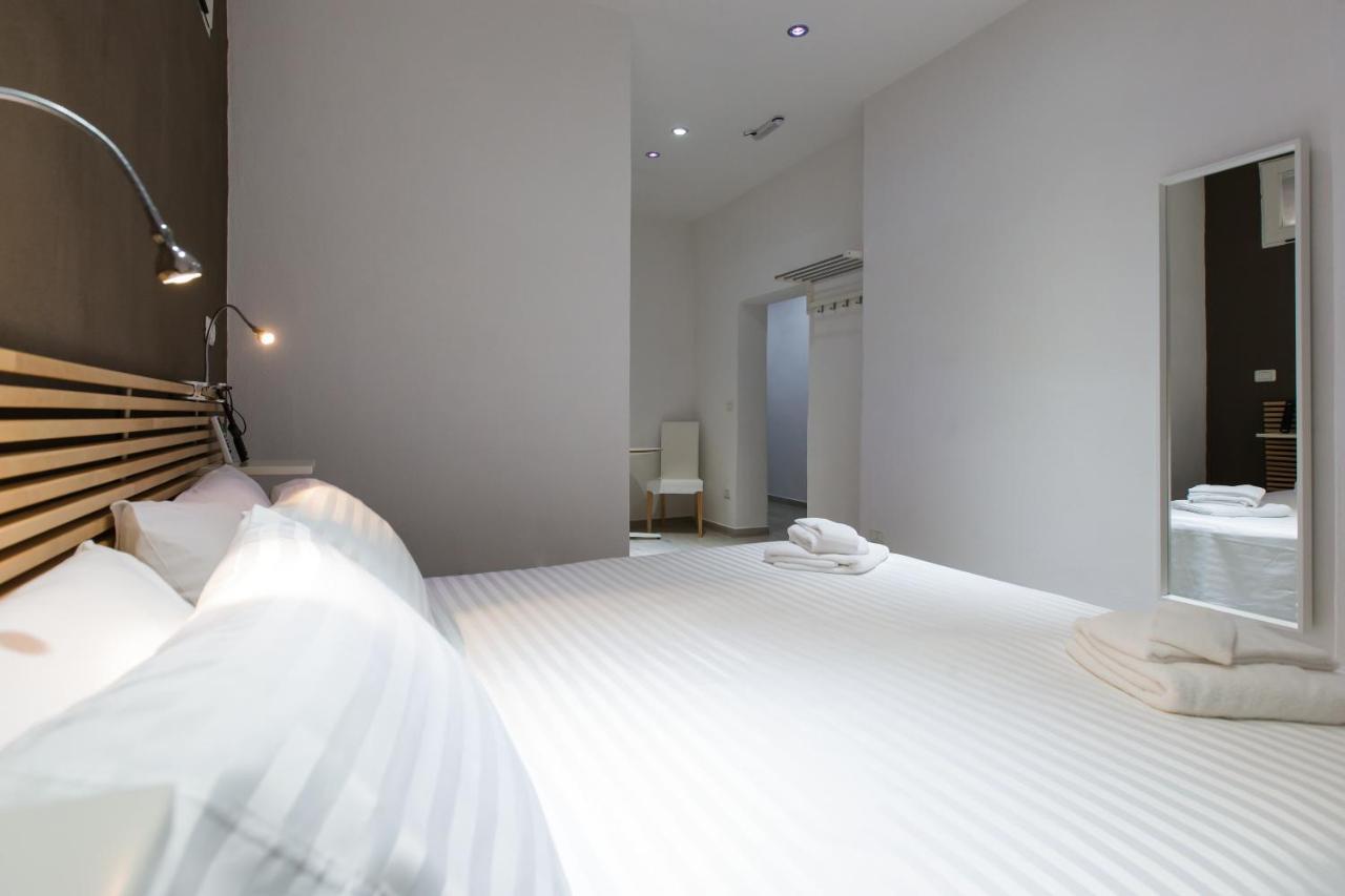 B&B Piazza Duomo Чериньола Экстерьер фото