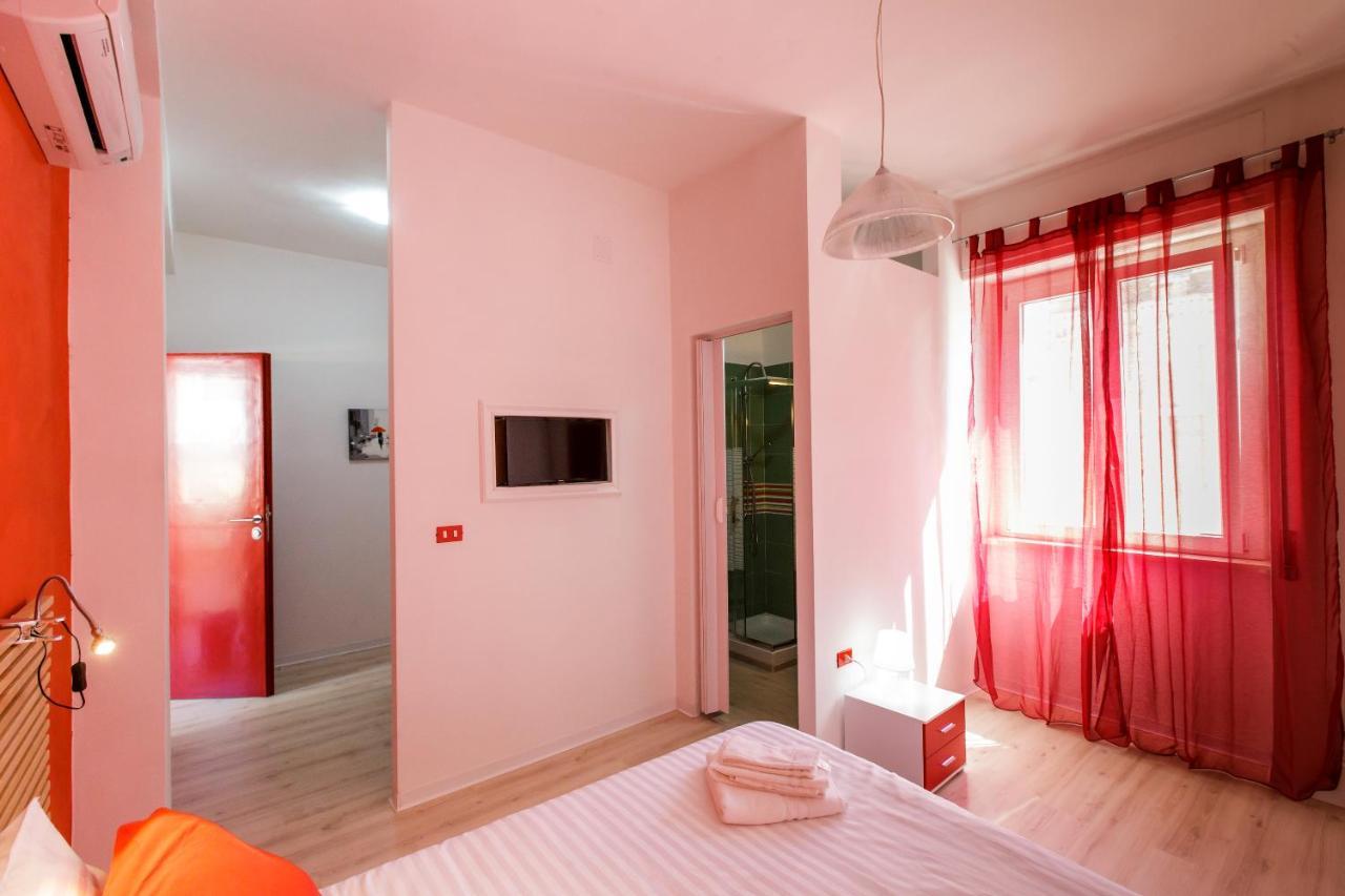 B&B Piazza Duomo Чериньола Экстерьер фото