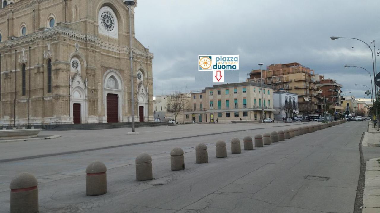 B&B Piazza Duomo Чериньола Экстерьер фото